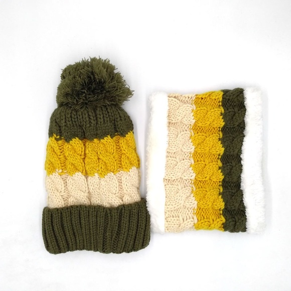 Winter Colorful Knit Pom Pom Hat with Neck Gaiter - Picture 5 of 6